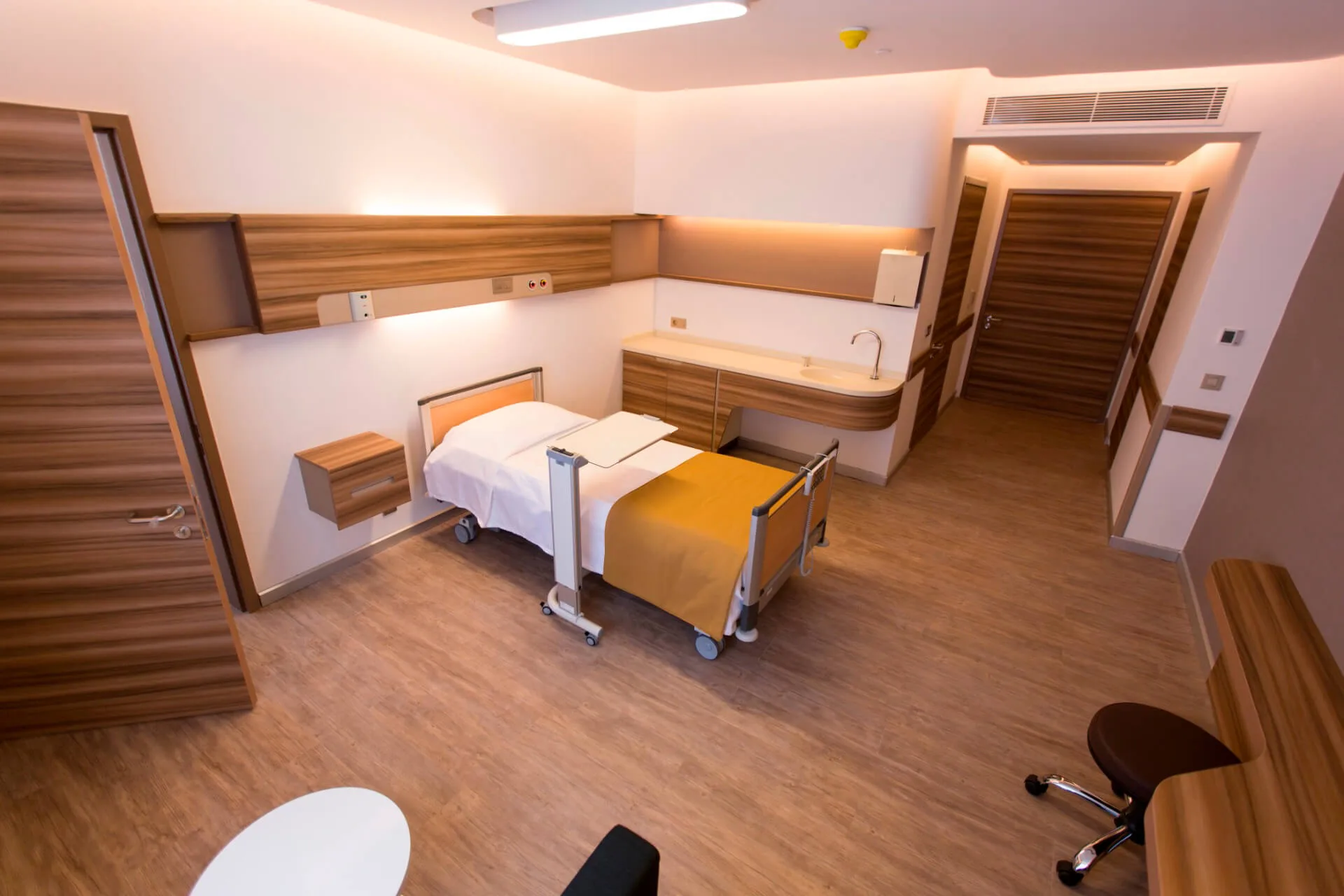 Patient suite lounge